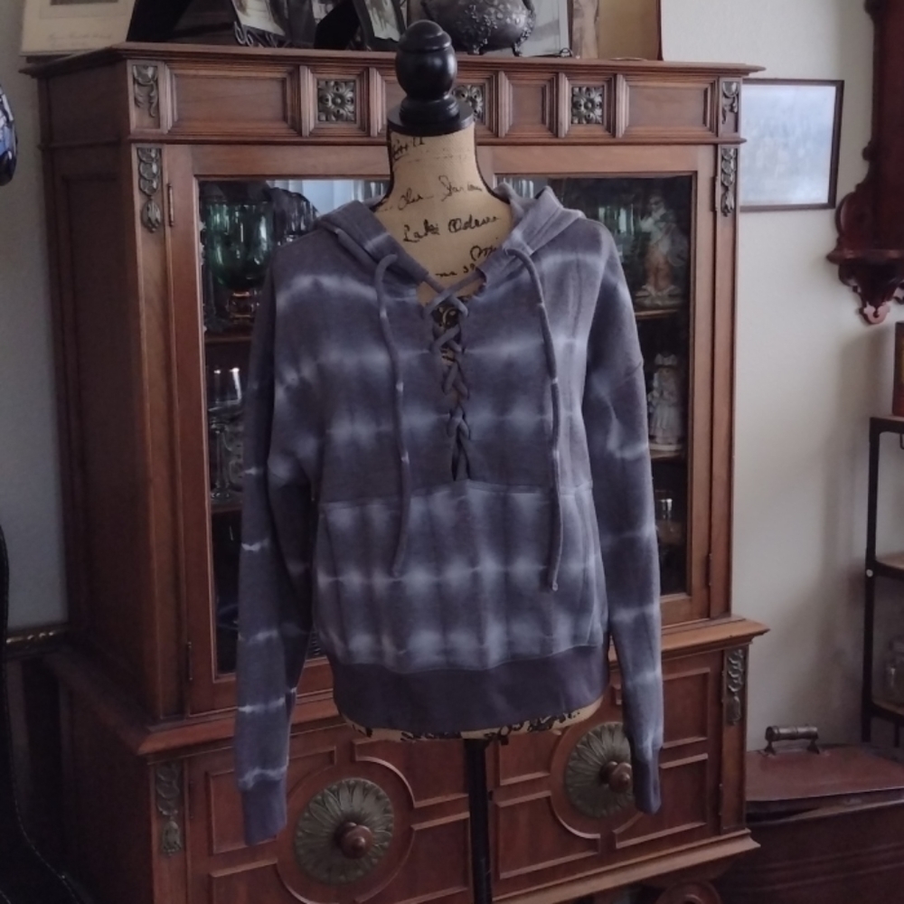 Free People Movement tie dye sweatshirt size small